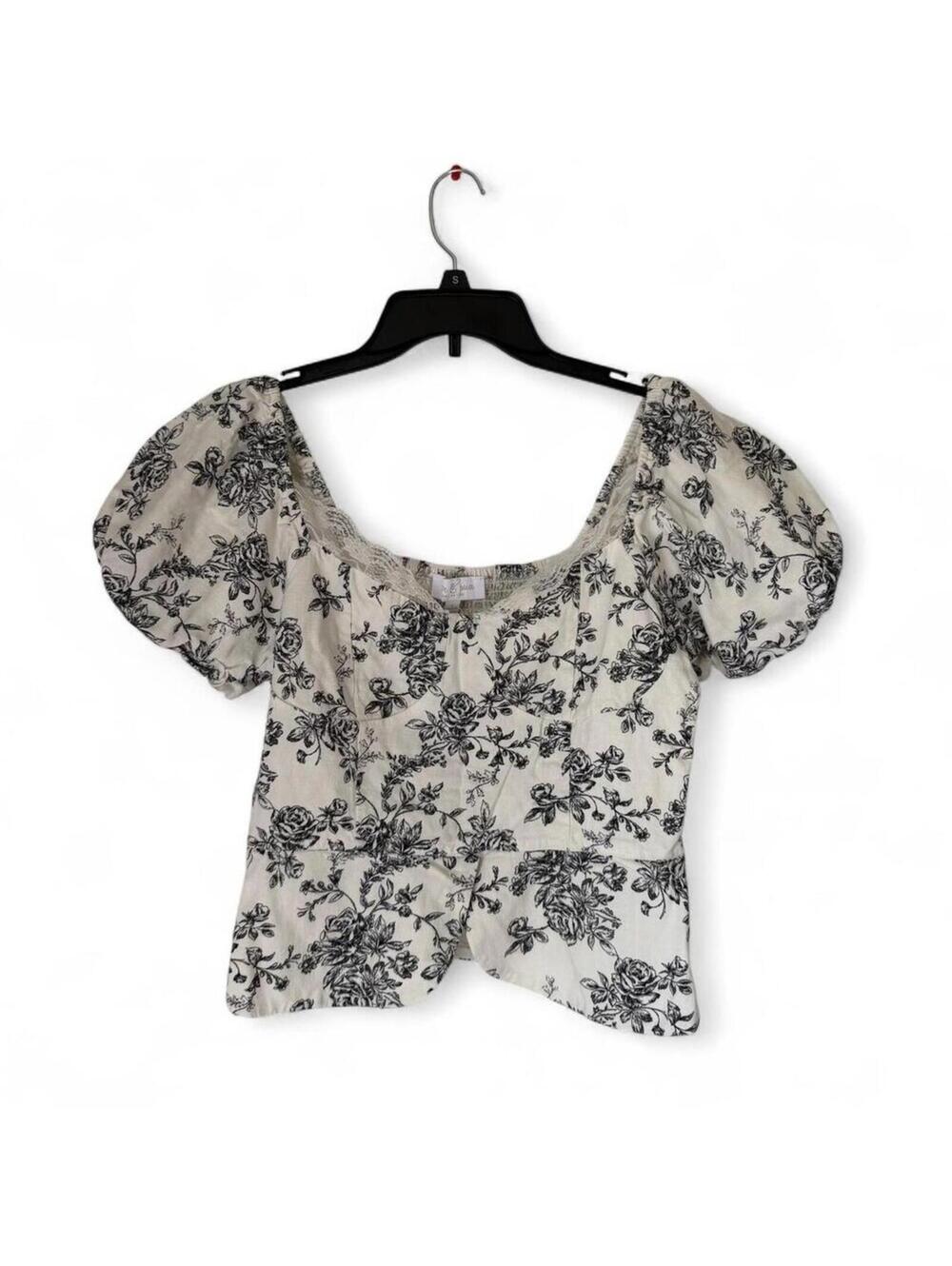 Women Love & piece white black floral puff sleeve top lace trim cropped L LARGE